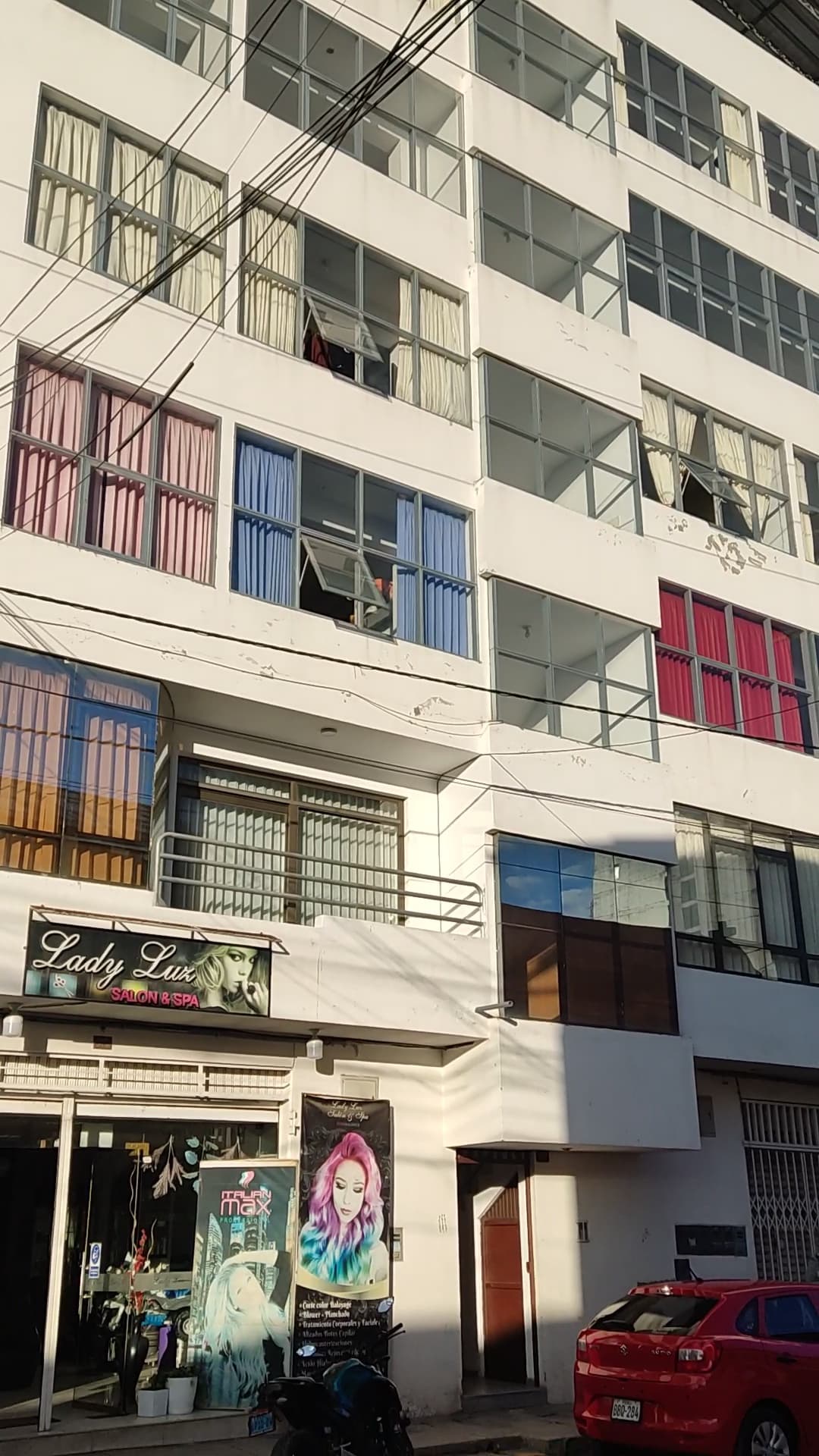 Departamento de 77 m2 a dos cuadras de Real Plaza